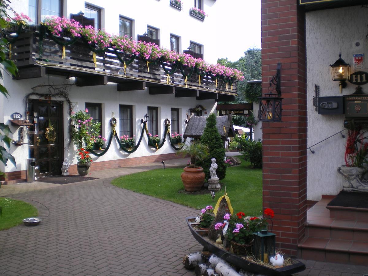 Hotel Am Berg Spremberg Exterior foto